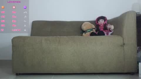 Snapshot of alisa__cain chatting on 09/24/25, 06:06 Alejandra online show from 09/24/25, 06:06