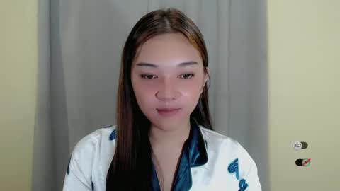 Snapshot of alisa_kiss_ chatting on 02/09/25, 06:54 Shanti xhey online show from 02/09/25, 06:54