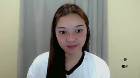Snapshot of alisa_kiss_ chatting on 02/15/25, 09:49 Shanti xhey online show from 02/15/25, 09:49