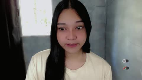 Shanti xhey online show from 10/31/25, 01:39