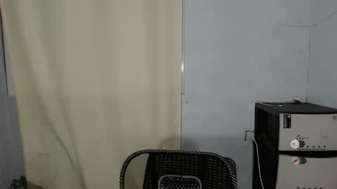 Shanti xhey online show from 12/23/25, 05:27