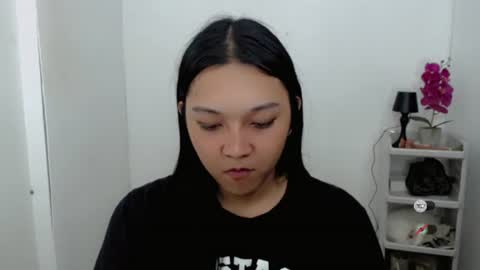 Shanti xhey online show from 04/21/26, 02:51