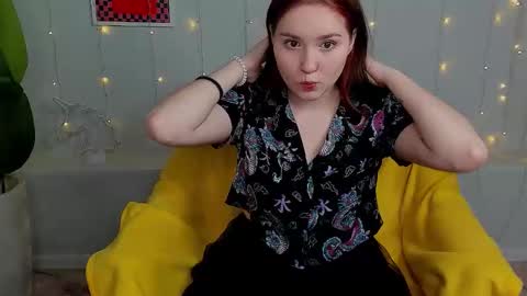 Snapshot of alisa_shybaby chatting on 10/22/25, 08:14 alisa_shybaby online show from 10/22/25, 08:14
