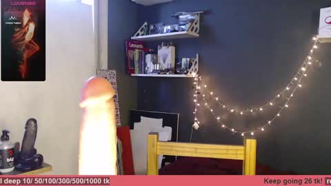 alisa_u online show from 01/06/25, 10:47