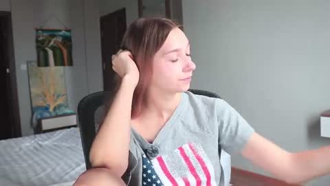 Snapshot of alisaa_01 chatting on 07/15/26, 03:23 Alice Fansly Alisa01 online show from 07/15/26, 03:23