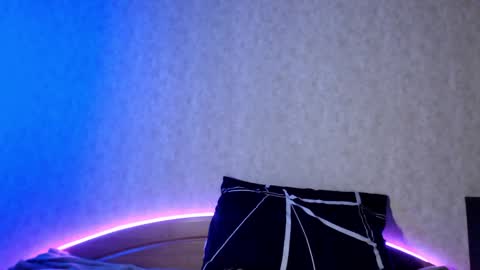 alisaadoll online show from 12/16/24, 01:54