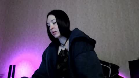 alisaadoll online show from 11/09/25, 01:09