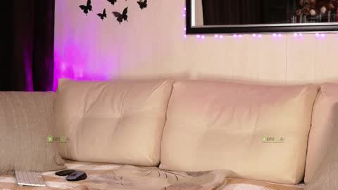 Alice online show from 11/12/25, 02:01