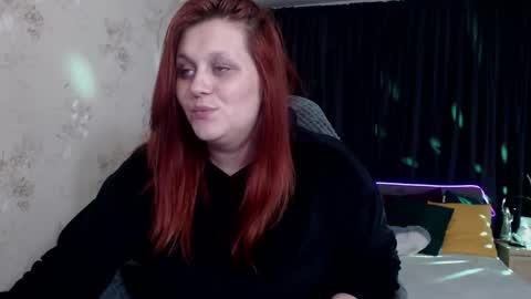 Snapshot of alisawoods_ chatting on 10/11/25, 05:22 Alisa online show from 10/11/25, 05:22