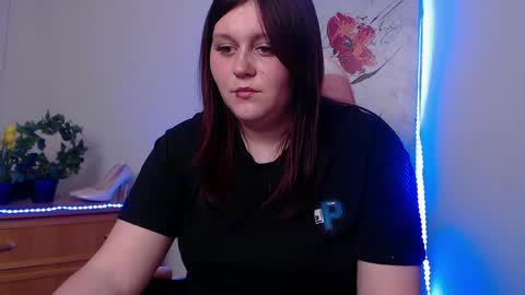 Snapshot of alisawoods_ chatting on 05/05/26, 12:35 Alisa online show from 05/05/26, 12:35