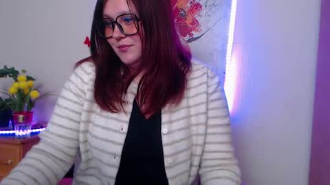 Snapshot of alisawoods_ chatting on 05/31/26, 12:34 Alisa online show from 05/31/26, 12:34