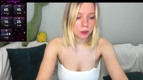 alisecutie online show from 12/19/25, 02:07