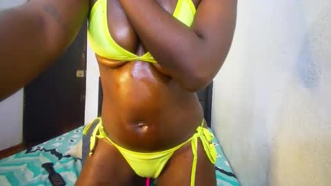 alisha_boes online show from 10/20/25, 06:41