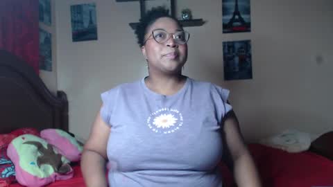 Snapshot of alisha_charm1 chatting on 02/11/25, 04:01 Alisha charm1 online show from 02/11/25, 04:01