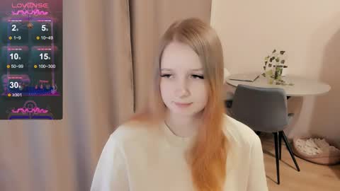 Snapshot of alisha_ley chatting on 01/12/25, 01:27 Alya online show from 01/12/25, 01:27