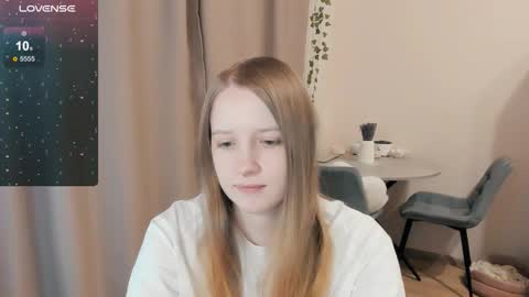 Alya online show from 11/18/25, 06:34