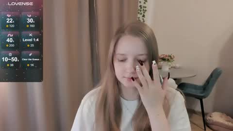 Alya online show from 04/19/26, 02:16