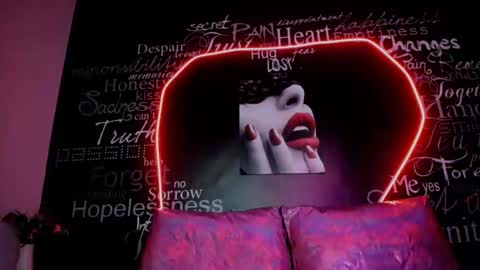 Snapshot of alishaa_nixx chatting on 09/30/25, 02:05 alishaa_nixx online show from 09/30/25, 02:05