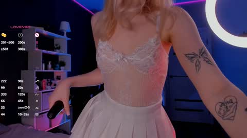 Snapshot of alishaaneta chatting on 01/31/25, 04:06 Alisha online show from 01/31/25, 04:06