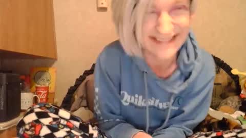 Alisha online show from 04/06/26, 12:52