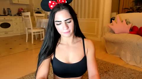 Snapshot of alishaswiss chatting on 12/16/25, 09:42 AlishaSwiss online show from 12/16/25, 09:42