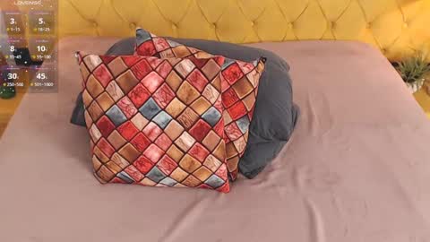 Luna online show from 11/02/25, 04:53