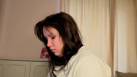 Alisia online show from 04/24/26, 09:12