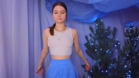 Alisia online show from 12/30/24, 07:15