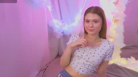 Alisia online show from 10/13/25, 11:21