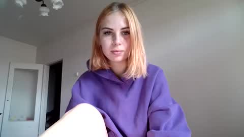 Alisa online show from 09/25/25, 08:18