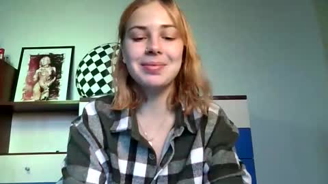 Alisa online show from 10/25/25, 08:11