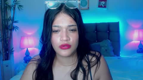 Snapshot of alison_girl22 chatting on 01/13/26, 11:32 Alison online show from 01/13/26, 11:32