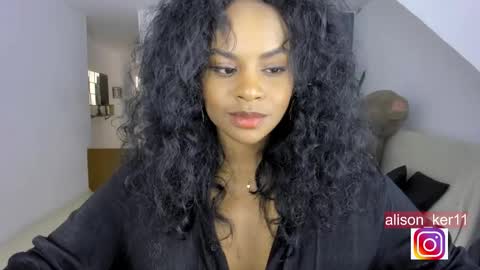 Sofias house online show from 12/29/24, 09:09