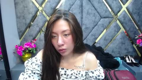 Alison Meiker online show from 04/22/26, 03:20