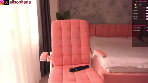 alisonita online show from 03/10/25, 01:32