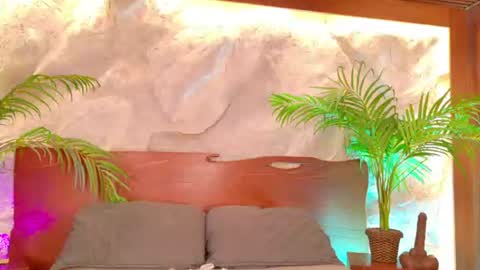 Alison Moon  online show from 07/22/26, 10:23