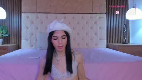 Snapshot of aliss_star chatting on 09/20/25, 04:24 aliss online show from 09/20/25, 04:24