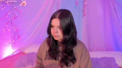 Mia online show from 07/01/26, 02:46