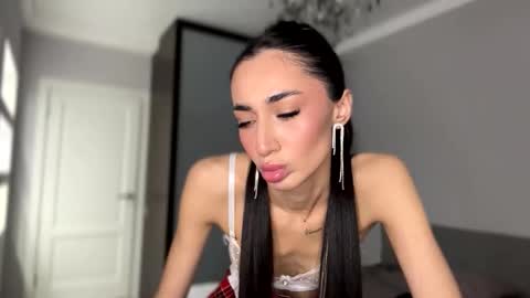 Alissa online show from 11/21/25, 07:12