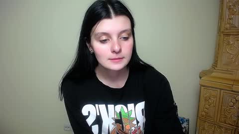 Snapshot of alissaflower_ chatting on 12/03/24, 04:06 Alissa online show from 12/03/24, 04:06