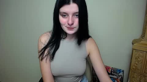 Snapshot of alissaflower_ chatting on 12/15/24, 01:43 Alissa online show from 12/15/24, 01:43