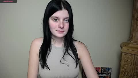 Snapshot of alissaflower_ chatting on 01/10/25, 04:41 Alissa online show from 01/10/25, 04:41