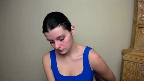 Snapshot of alissaflower_ chatting on 01/24/25, 01:36 Alissa online show from 01/24/25, 01:36