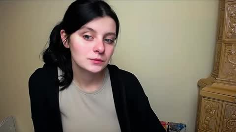 Snapshot of alissaflower_ chatting on 01/25/25, 07:49 Alissa online show from 01/25/25, 07:49