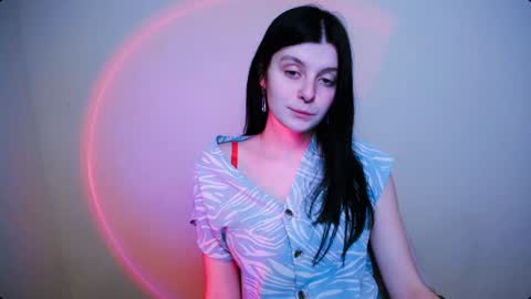 Snapshot of alissaflower_ chatting on 01/29/25, 01:17 Alissa online show from 01/29/25, 01:17