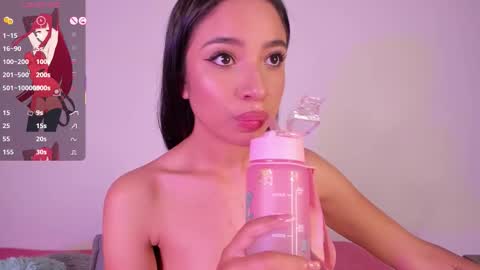 Mara  Isabel online show from 10/20/25, 11:05