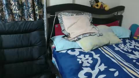 allise online show from 02/23/25, 02:14