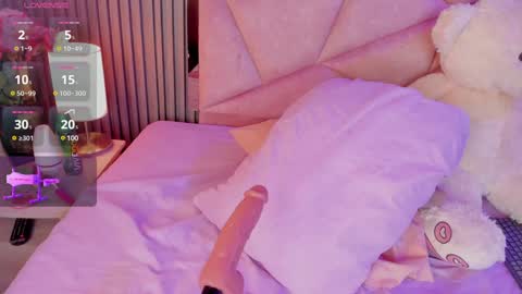 Snapshot of alisse_miller chatting on 12/09/24, 06:55 Alisse Miller online show from 12/09/24, 06:55