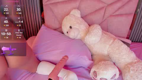 Snapshot of alisse_miller chatting on 01/18/25, 08:51 Alisse Miller online show from 01/18/25, 08:51