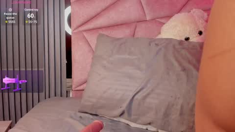 Snapshot of alisse_miller chatting on 01/26/25, 09:29 Alisse Miller online show from 01/26/25, 09:29